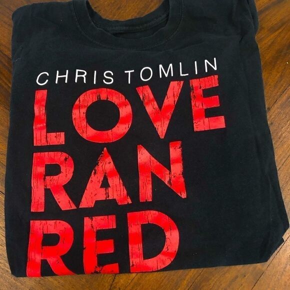 Chris Tomlin love ran red short sleeve tee - Picture 1 of 1